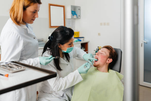 Best Emergency Tooth Extraction in Vandercook Lake, MI